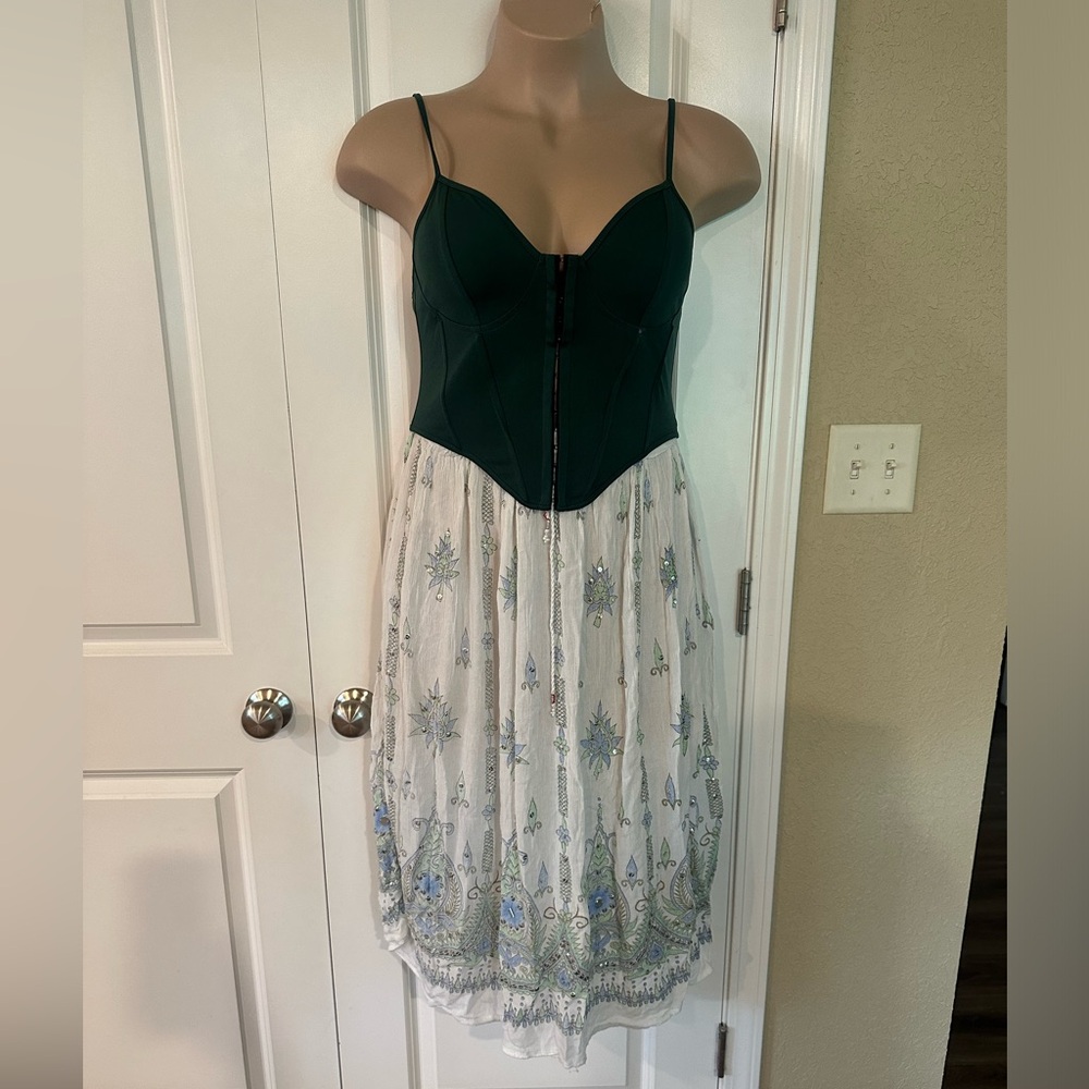 FULL OUTFIT